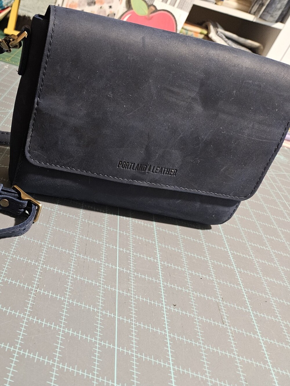 Portland Leather NWOT Metro Crossbody Deep Water Blue Leather Bag Magnetic